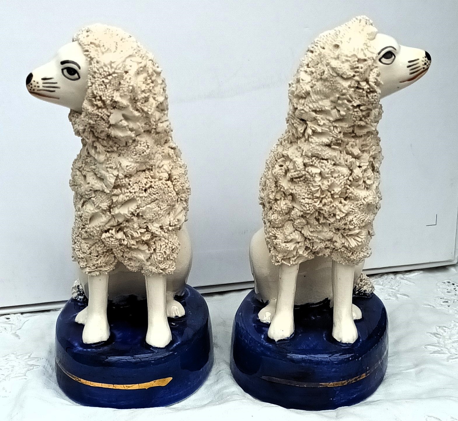 Pair of Antique English Victorian Staffordshire Seated Poodles Antique Ceramics 4